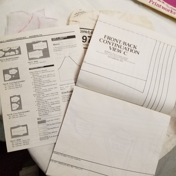 1984 Stretch & Sew Childrens Jogging Suit pattern Sz A-F Pat044 - Picture 4 of 5